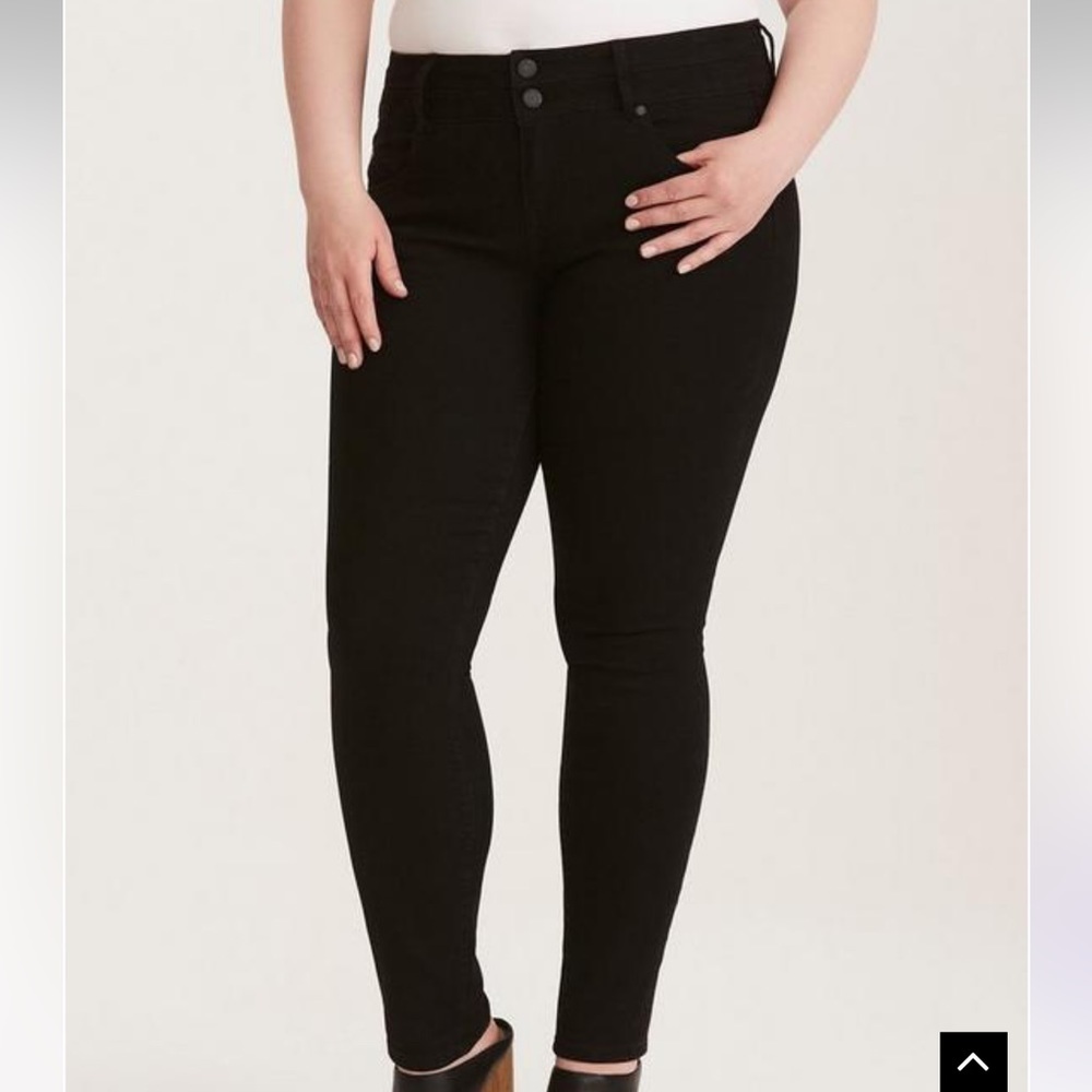 Torrid High Rise Skinny Jean - Black Wash